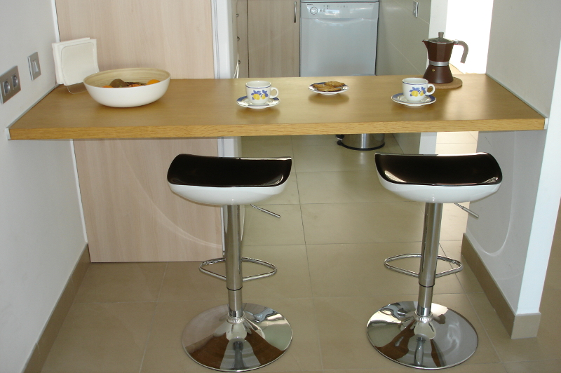 Cocina: Barra americana ideal para desayunar